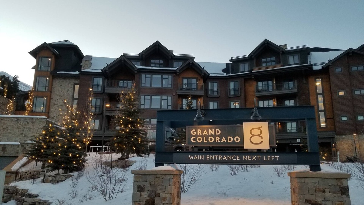 Breckenridge Cabin | Ski in/out 1BR Suite Grand Colorado on Peak8. Available Jan 24-Jan 31, 2026