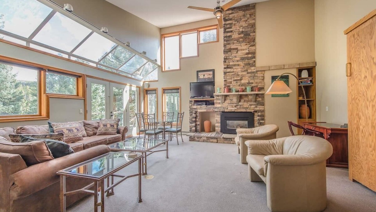 Winter Park Apartment | Ski-In/Out Condo w/Trails, Pool & Hot Tub