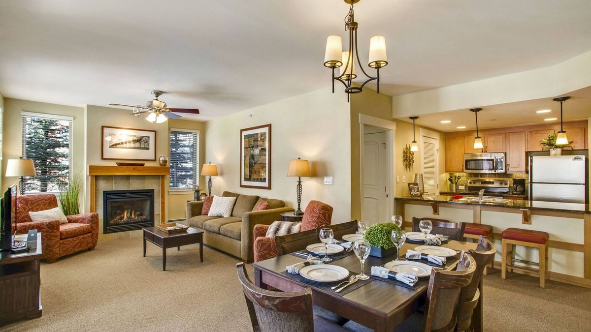 Winter Park House | Ski In Out Luxury Condo 4375 I Huge Hot Tub I Great Views I Best Price I Discounted Attractions