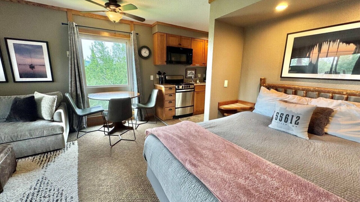 Lutsen Apartment | Ski in Ski out Cozy Studio Condo Pool Hot Tub Views of Moose Mtn