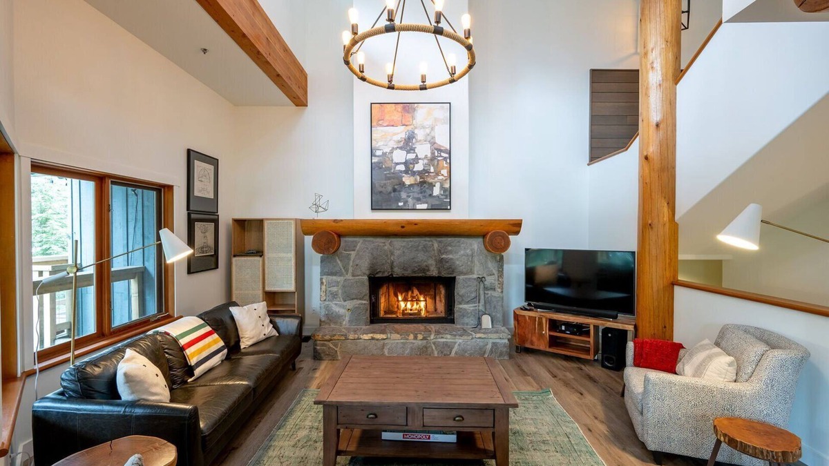 Nordic Estates Apartment | Ski in/Ski out | Private hot tub | BBQ | Parking
