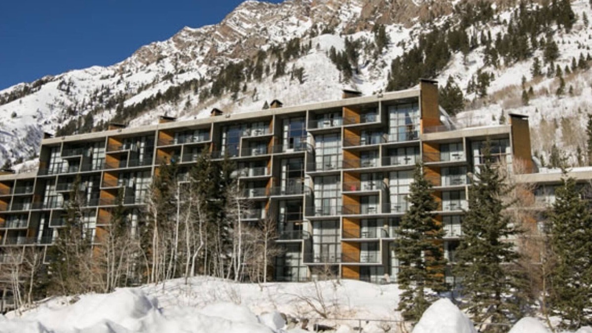 Salt Lake Mountain Resorts Condo | Ski Snowbird! Iron Blosam Condo - Double Unit Condo with Studio and Bedroom