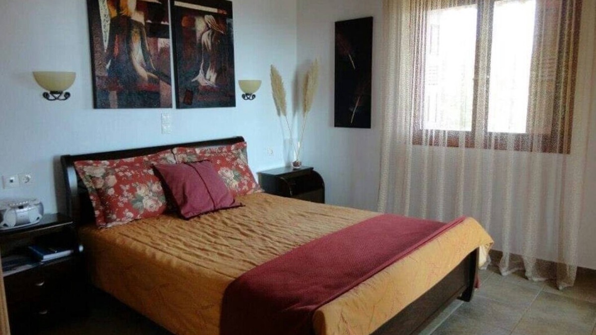 Skiathos Town Cottage | Skiathos Garden Cottages -Lily cottage