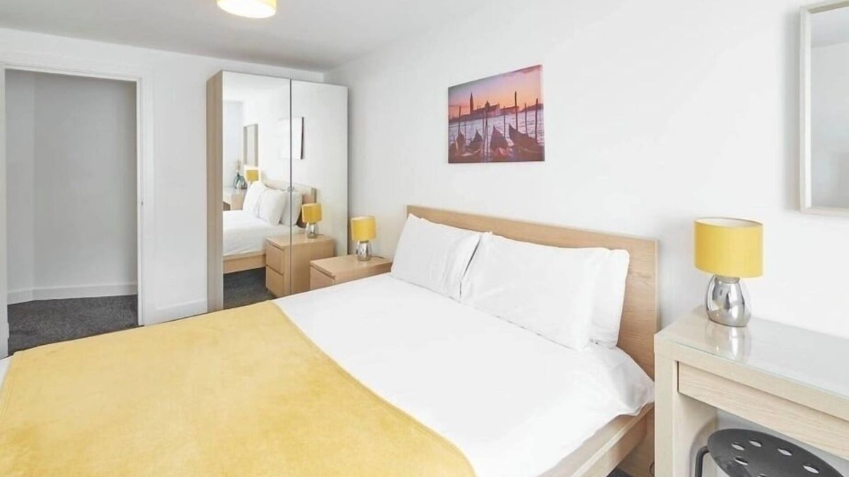Skinningrove Apartment | Skinningrove Apartment Five