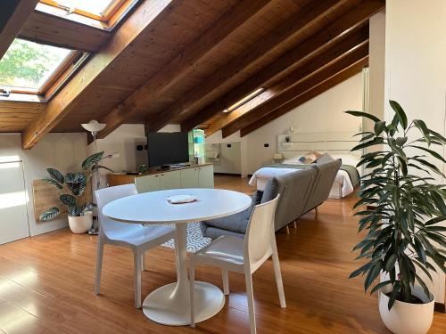 Reggio nell'Emilia Apartment | Sky Attic a Reggio Emilia
