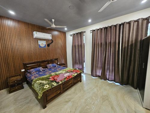 Udyog Vihar Apartment | SKY BLOOM RESIDENCY GURGAON SECToR 22