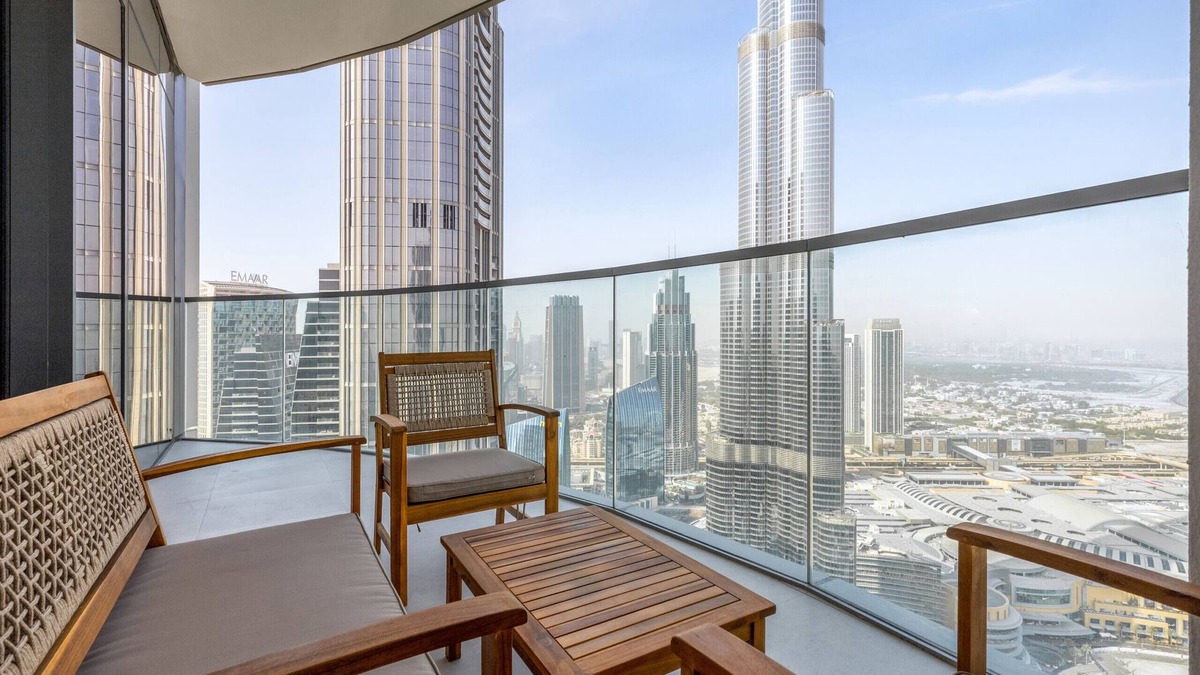 Downtown Dubai Apartment | Sky-High Elegance w/Unrivaled Burj Khalifa Views