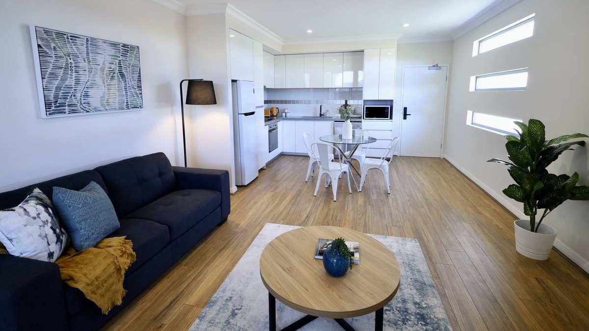 Midland Apartment | Sky High Midland Penthouse Delight