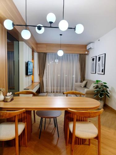 Bumi Serpong Damai Apartment | Sky House BSD 3 BR Apartment Next to AEON Mall BSD With City View
