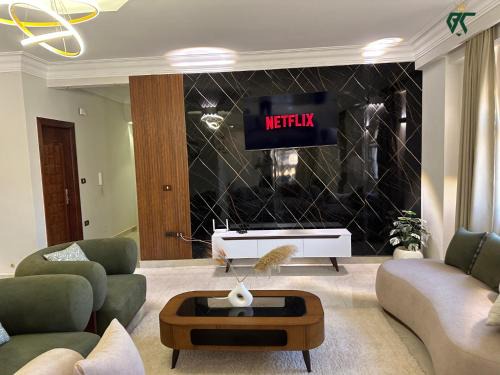 The 5th Settlement Apartment | SKY LOUNGE by BC residence