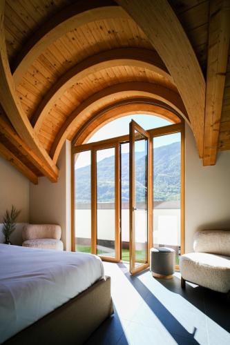 Tirano Apartment | Sky Room Square View - Bernina Experience