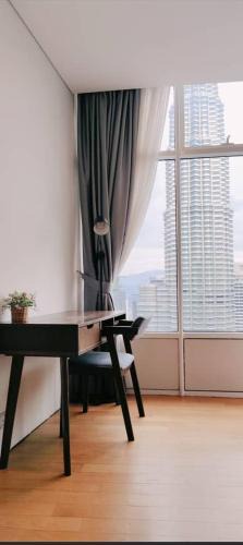 Kuala Lumpur City Centre Apartment | Sky Suites City Centre