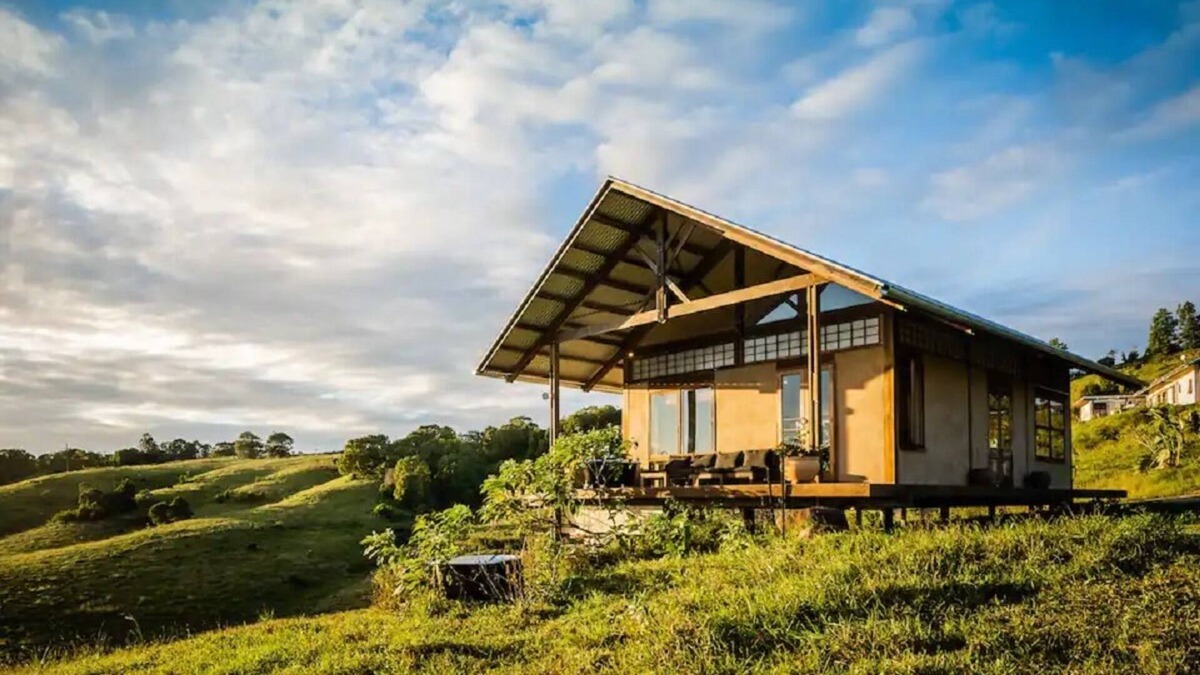 Mullumbimby House | Skyfarm Country Guest House in Byron Hinterland