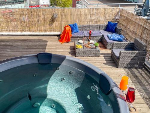 Zolitude Apartment | Skyhouse Riga Lux Penthouse & SPA