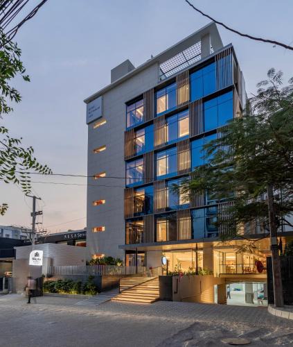 Hyderabad Hotel | SKYLA Studios & Suites - Kondapur