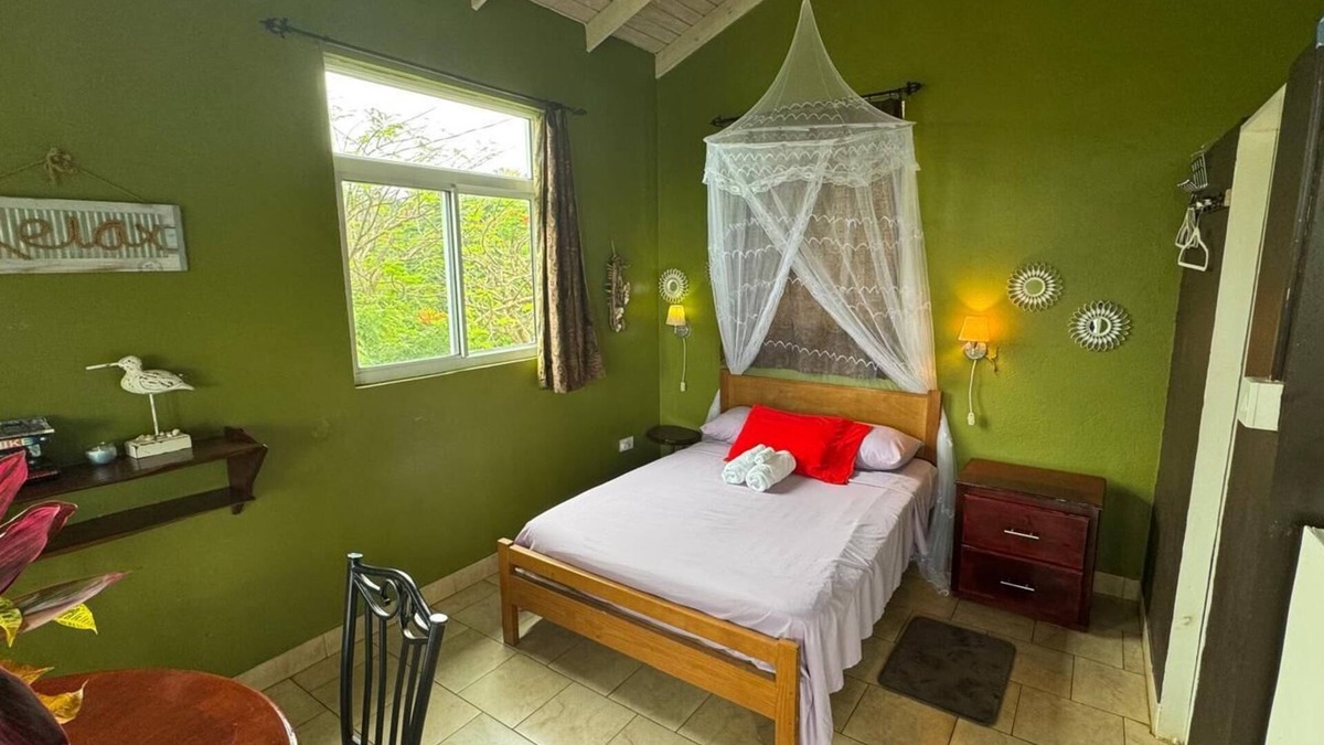 Calibishie Apartment | Skylark Studio