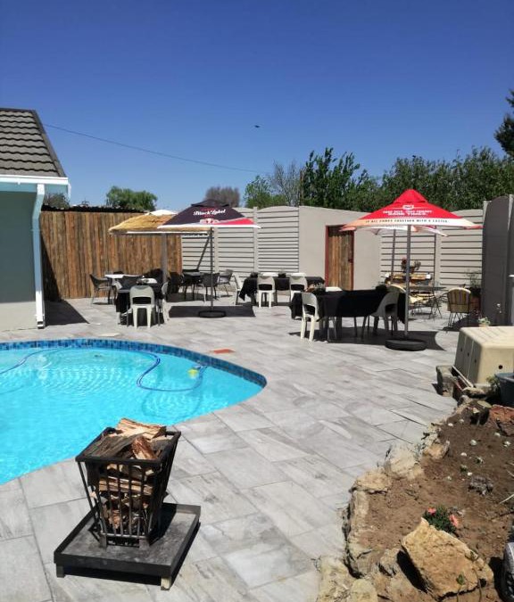 Harrismith Bed & Breakfast | Skylight Lodge