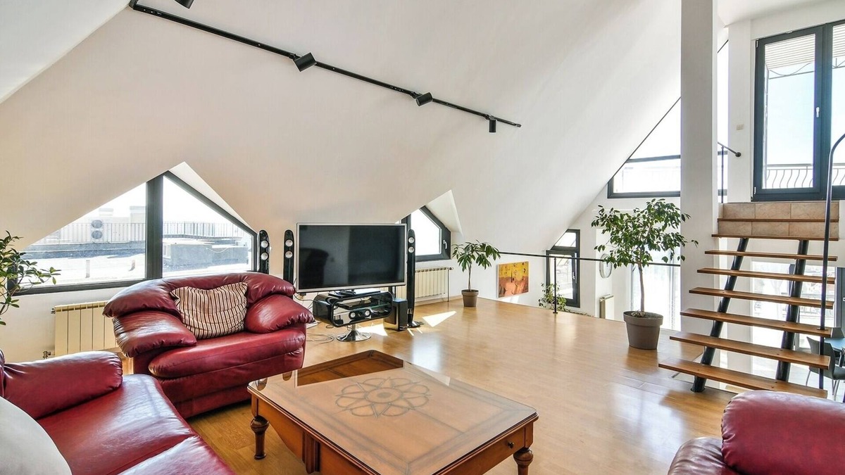 Primorski Apartment | Skyline Grand Penthous free park