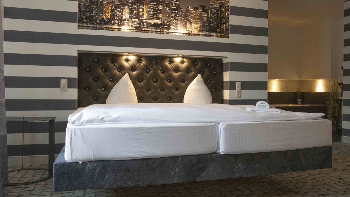Bernburg Hotel | SL'otel im Parforcehaus