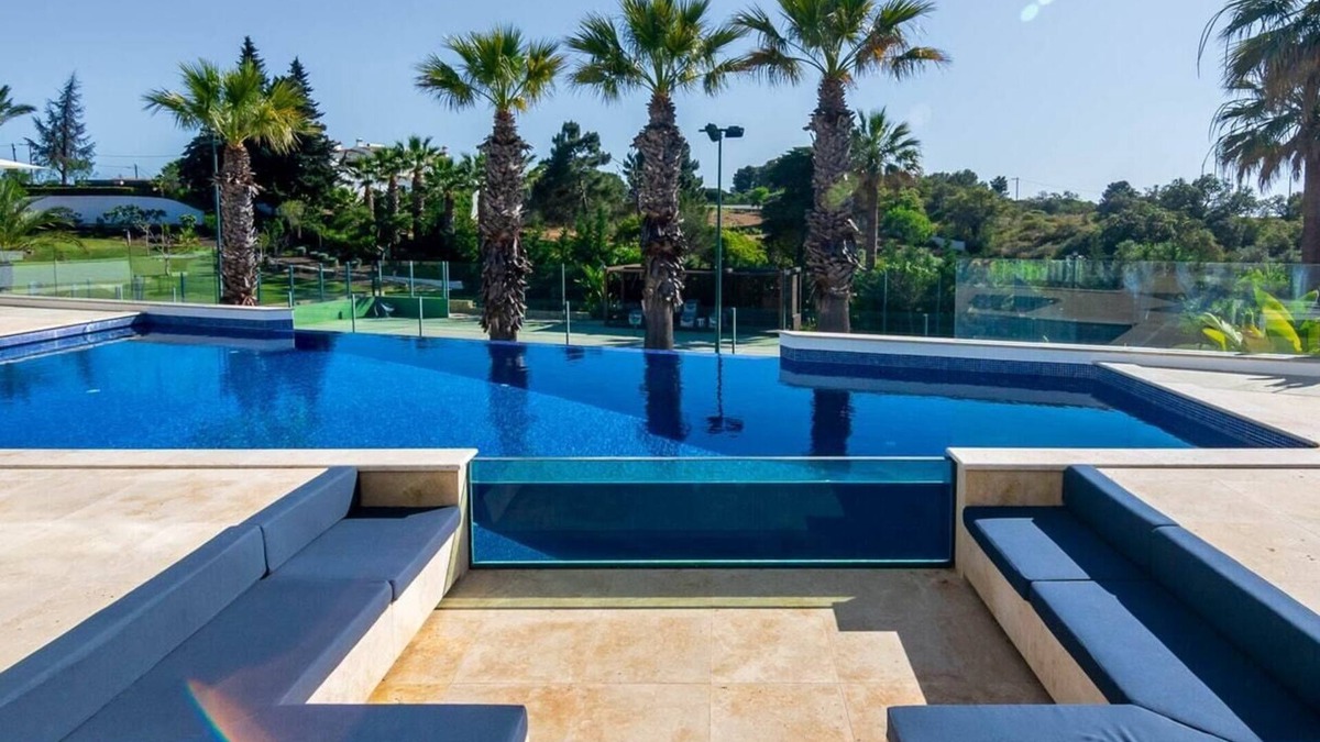 Porches Villa | Sleek Algarve Villa With Spa, Gym and Heated Pool
