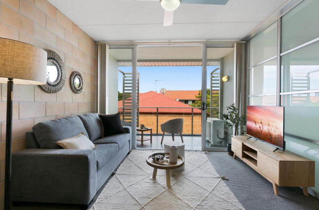 Southport Apartment | Sleek Apartment with Pool and Rooftop Terrace