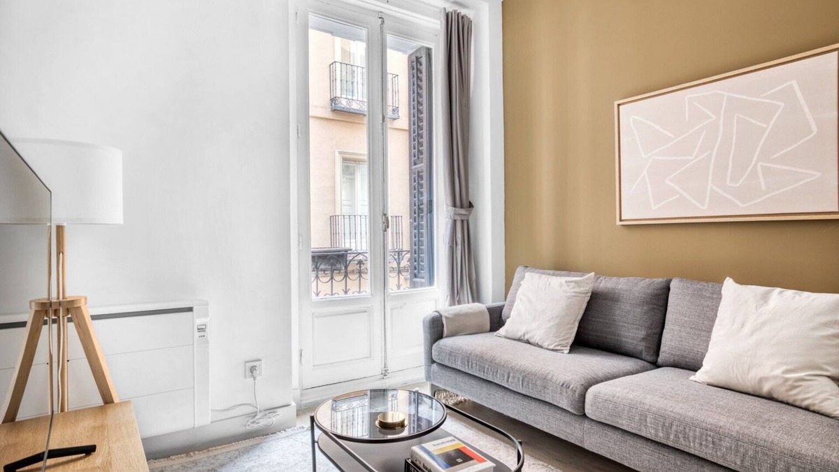 Golden Triangle of Art Apartment | Sleek Huertas-Cortes 2BR, in Las Letras & heart of Madrid, by Blueground