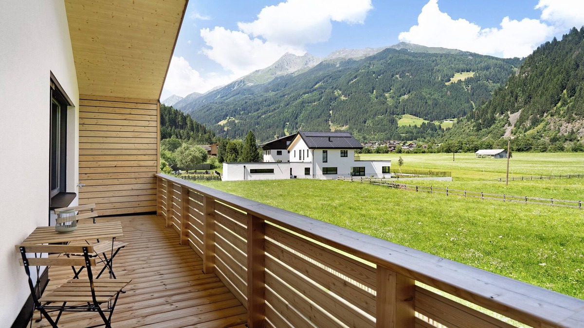 Neustift Im Stubaital Apartment | Sleep in Stubaital: Apartment 'Stackler54 - With Balcony', Mountain View & Wi-Fi