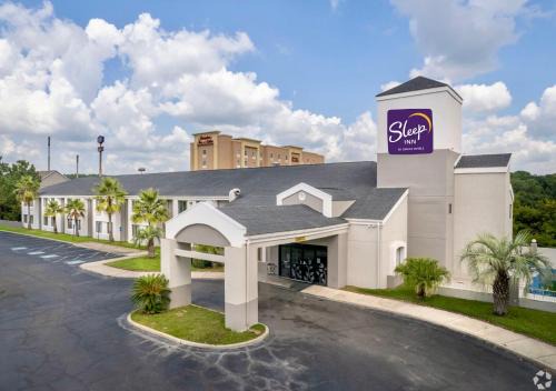 Savannah Hotel | Sleep Inn Savannah Gateway I-95