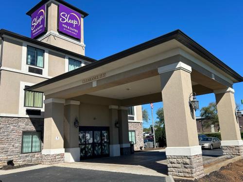 Manchester Hotel | Sleep Inn & Suites Manchester near Arnold AFB
