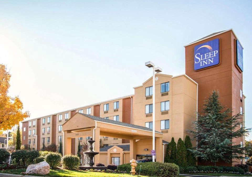 University Place Hotel | Sleep Inn University Place