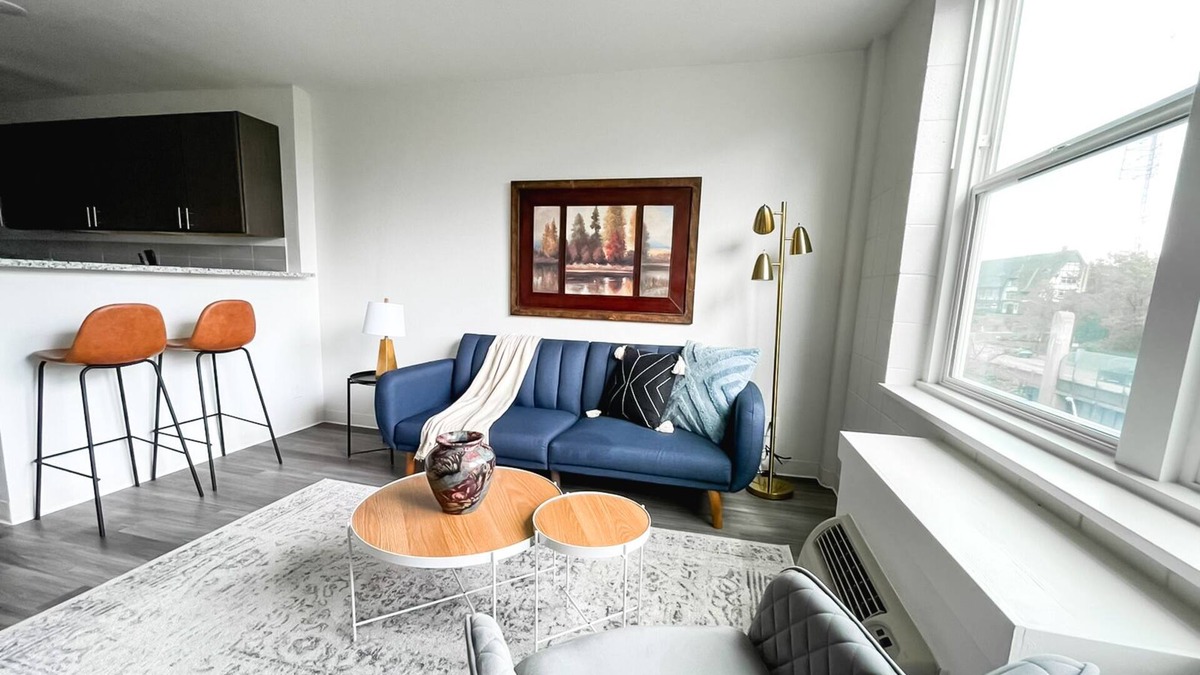 Corryville Apartment | Sleepover: Cozy 1BD/1BA + Gym - Cincinnati