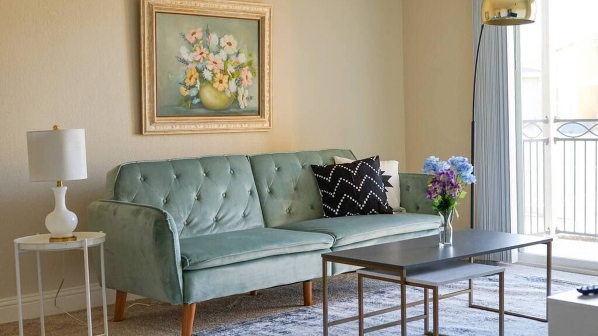 Oklahoma City Apartment | Sleepover: Dashing 1BD/1BA + Balcony - OKCn