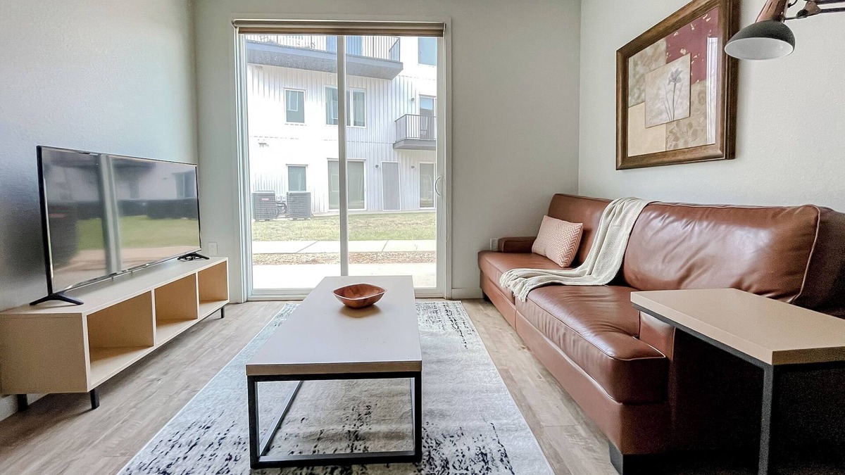 Bowling Green Apartment | Sleepover: Inviting 1BD/1BA - Bowling Green