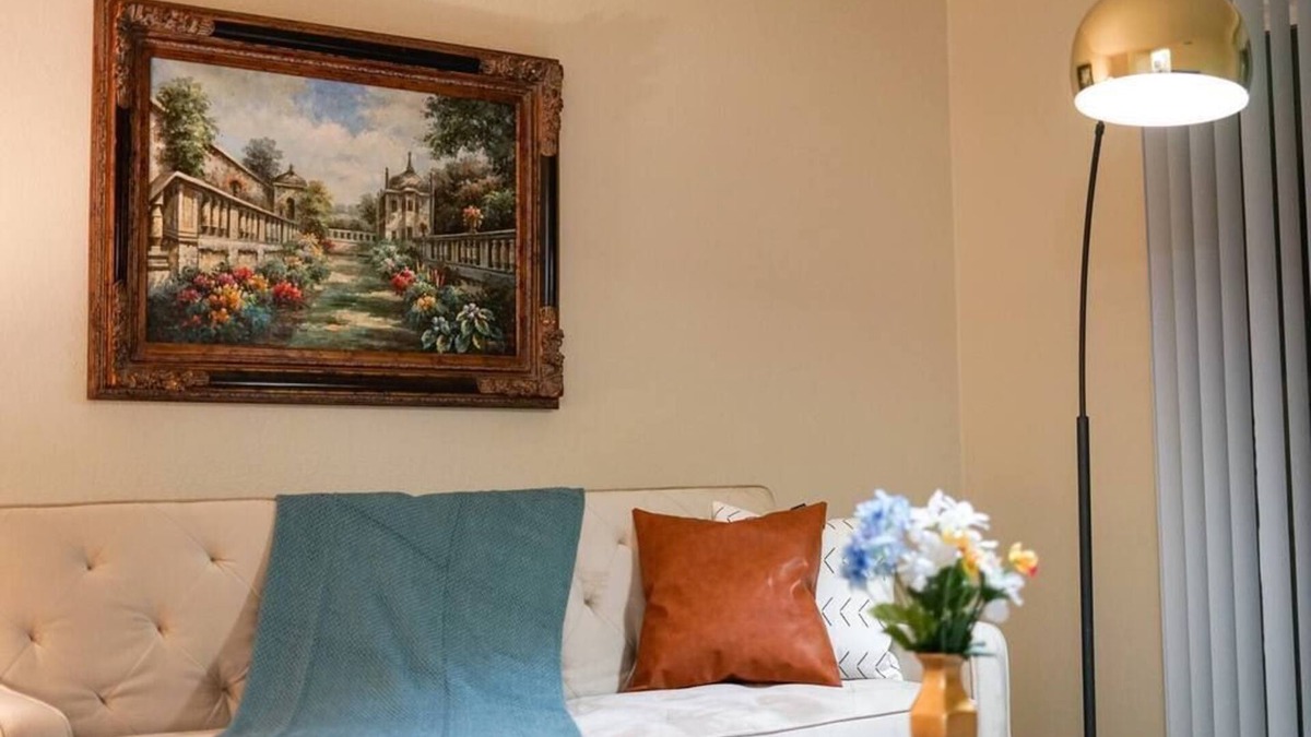 Oklahoma City Apartment | Sleepover: Magical 1BD/1BA + Balcony - OKCn