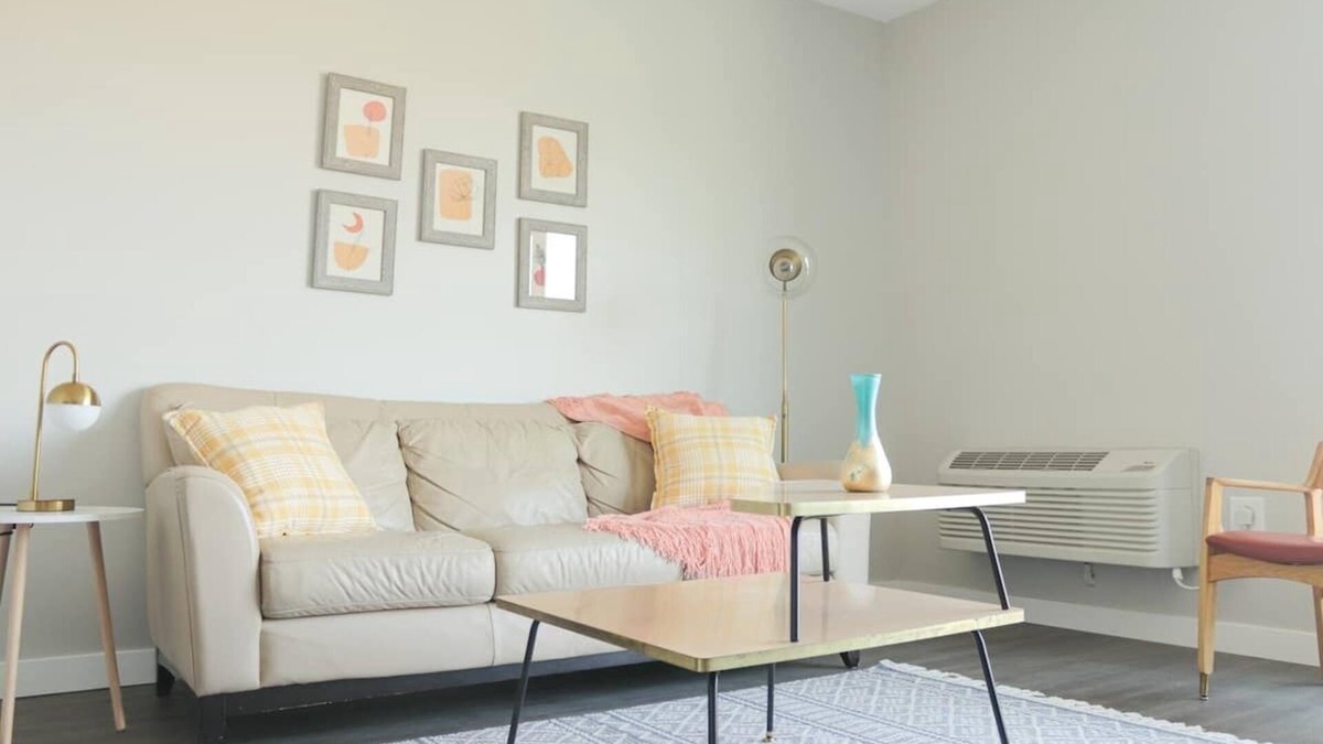 Downtown Des Moines Apartment | Sleepover: Tranquil 1BD/1BA - Downtown Des Moines