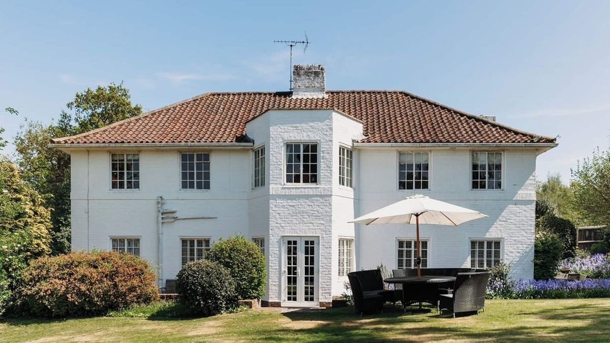 Cowes House | Sleeps 12-14 - Dog Friendly - Parking - Cowes