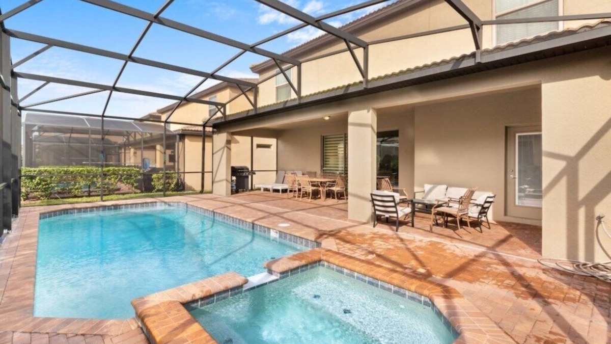 Four Corners House | Sleeps 16! Beautifully Grand 8BDR Villa with private pool & resort access