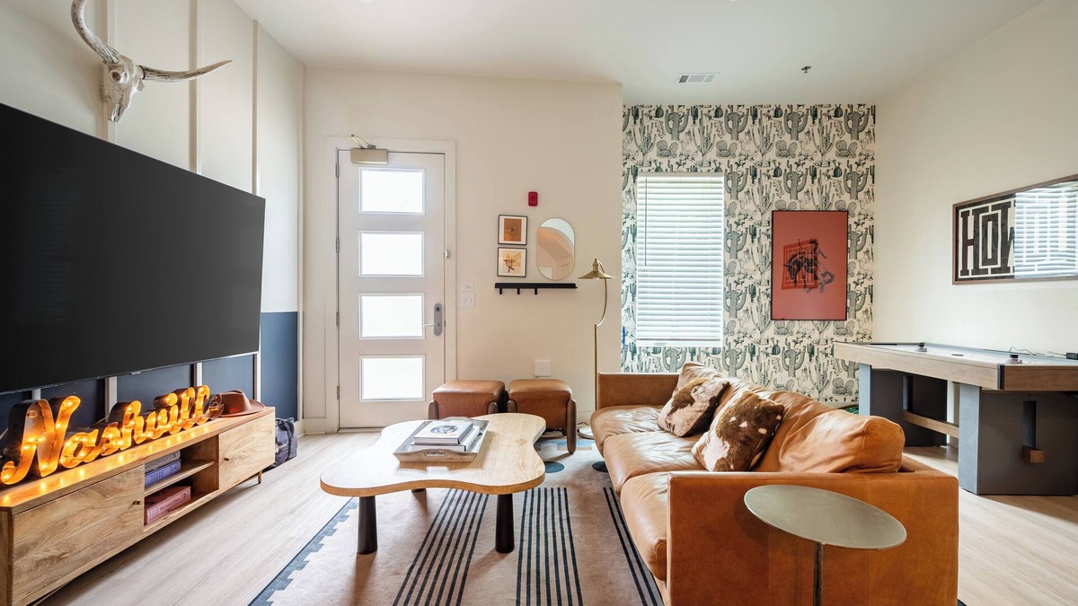 Five Points House | Sleeps 24, 2 Units | Mins to Downtown | Outrider by AvantStay
