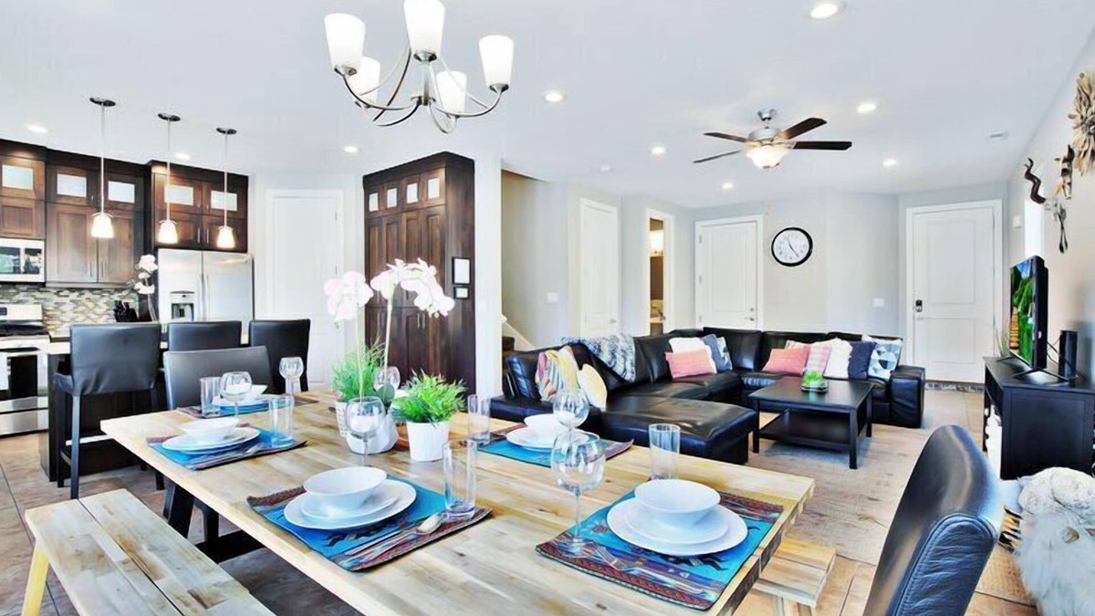 Moab House | Sleeps 58: Townies | Pool/Spa | Garage | Downtown Location | 420/424/428/432
