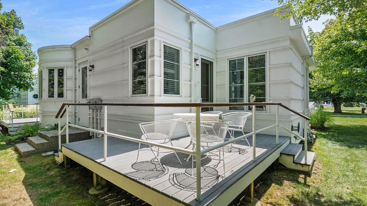South Haven Cottage | Sleepy Hollow Beach Resort introduces Cottage 6A
