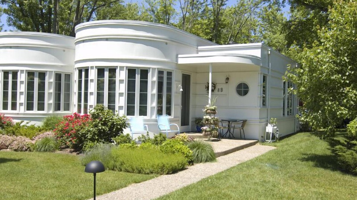 South Haven Cottage | Sleepy Hollow Beach Resort introduces Cottage 8B