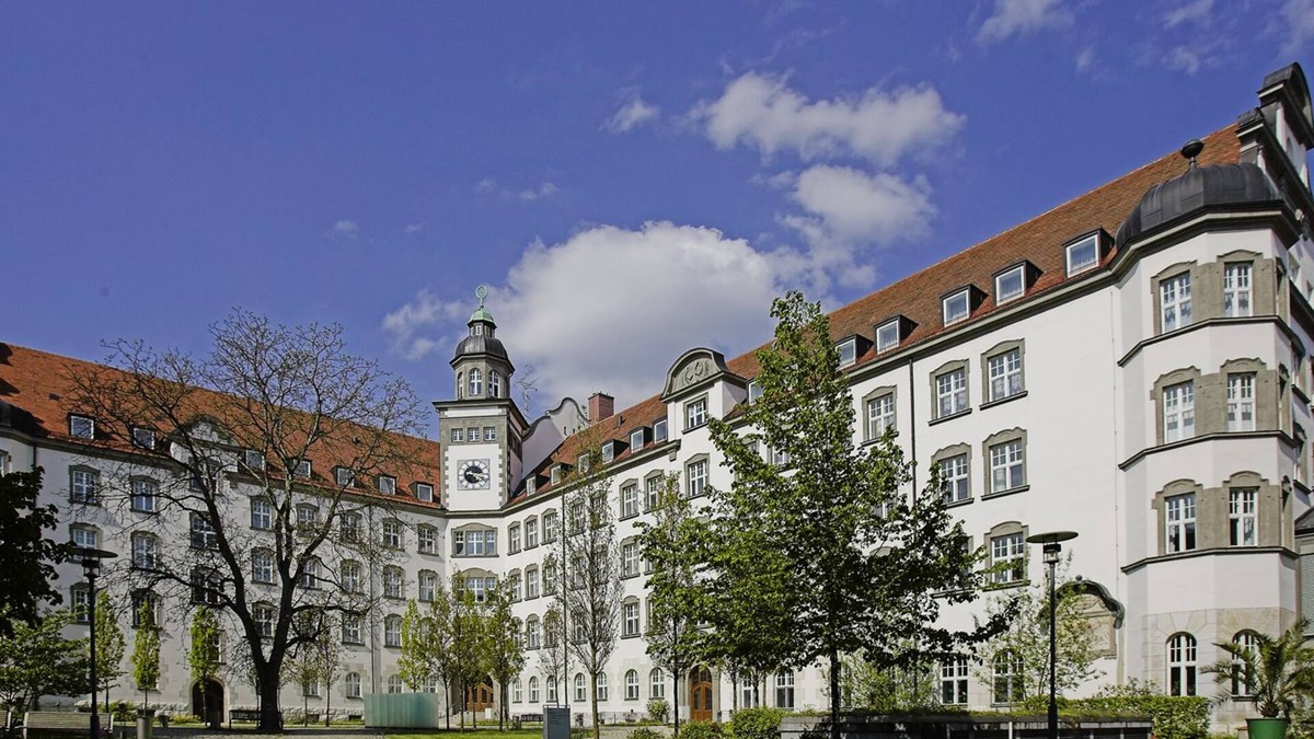 Dillingen an der Donau Hotel | SleepySleepy Hotel Dillingen