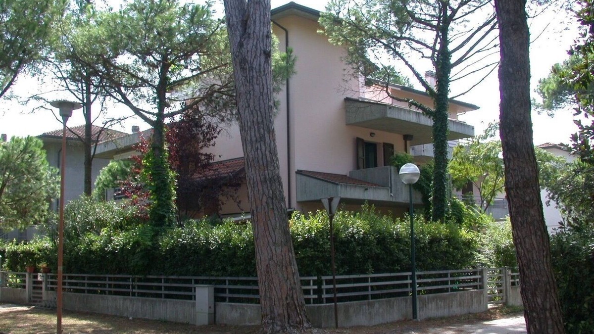 Milano Marittima House | Slendida HOUSE IN VILLA WITH PRIVATE GARDEN