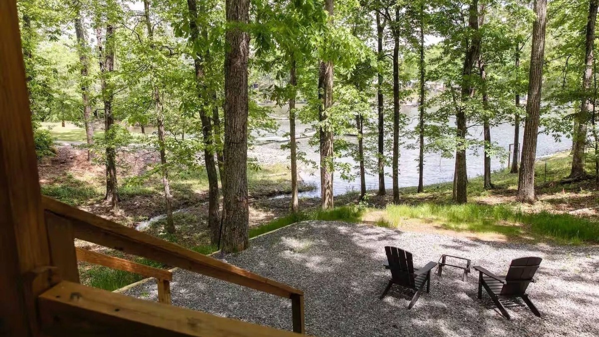 Crane Hill Cabin | Slice of Smith - A Rustic Smith Lake Experience!