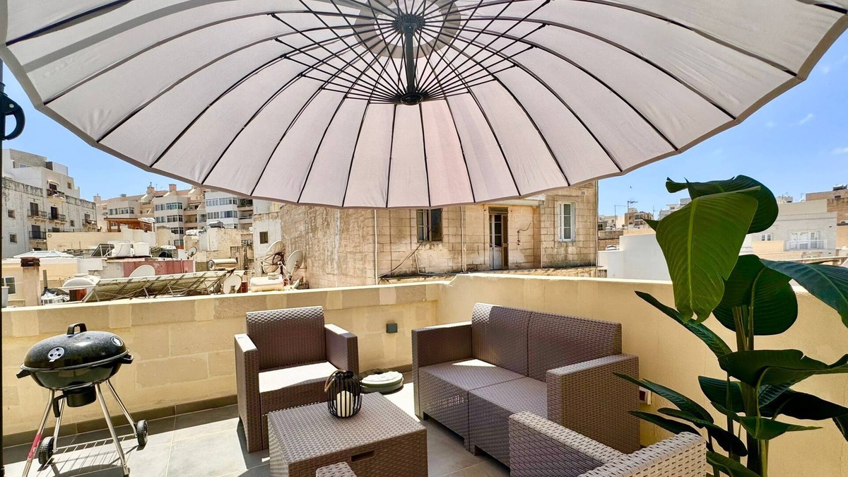 Sliema House | Sliema Unique 4 Bedroom Townhouse Off The Beach