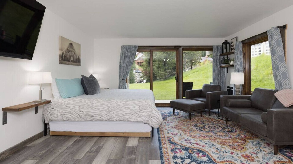 Big Sky Condo | Slope-Side Stillwater Studio at Resort Base Area