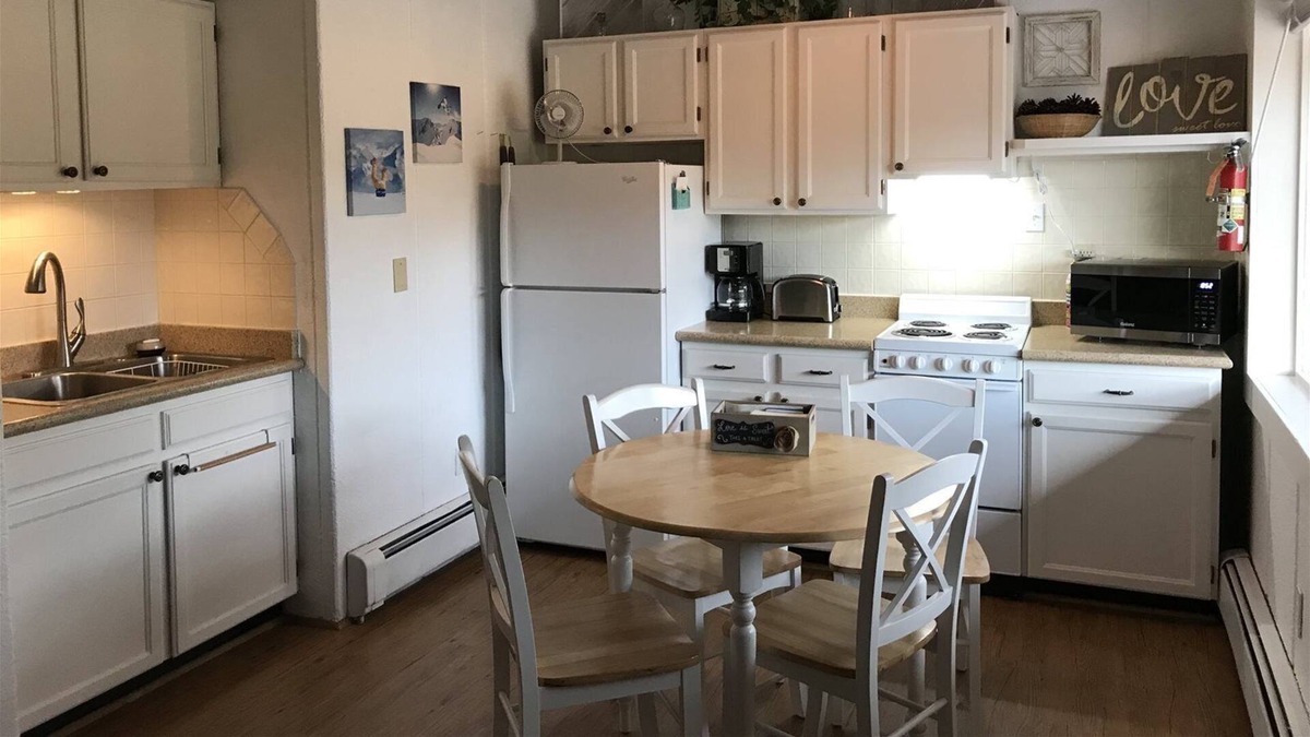 Glenwood Springs Condo | Slopeside Condo at Sunlight Mountain Resort