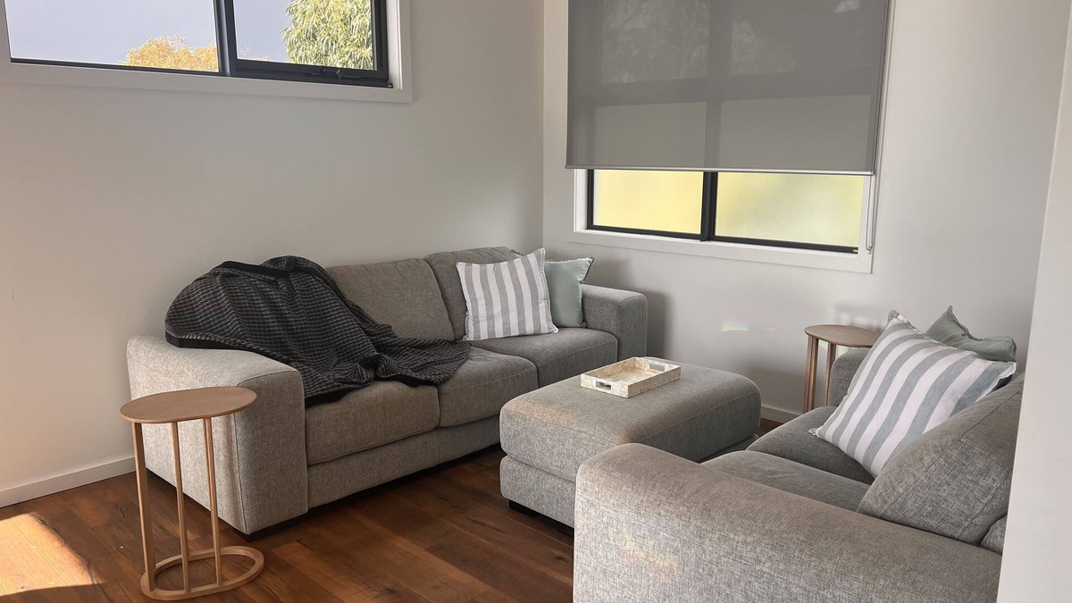 Flinders Apartment | Small apartment in town