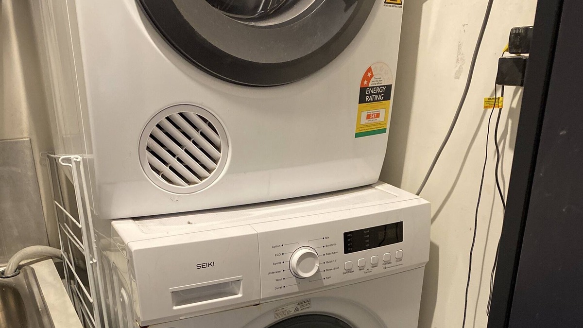 Footscray House | Small Clean Room