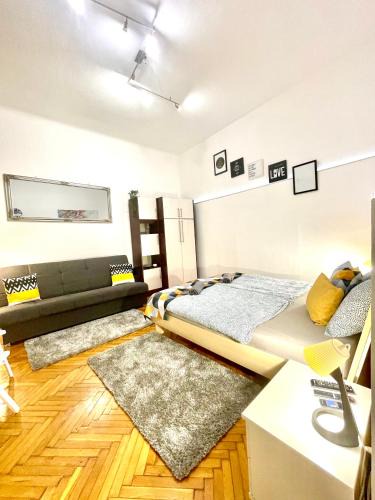Terezvaros Apartment | Small Cosy Apartment near the famous WESTEND City Center